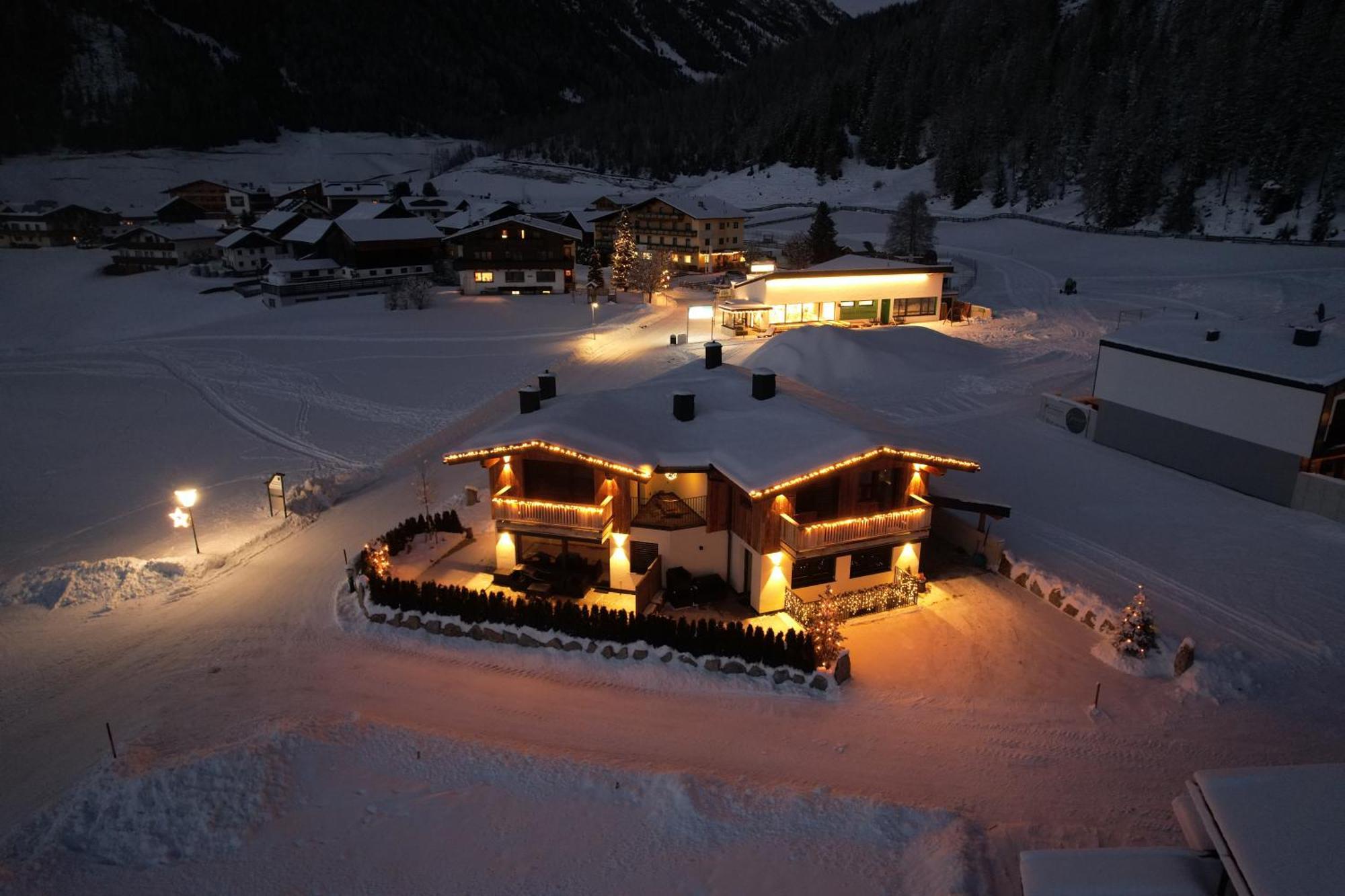 Alp Apart Niederthai Umhausen Exterior photo